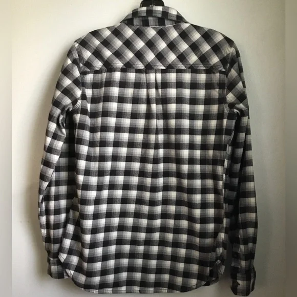 Carhartt Flannel Loose Fit Button Down - Picture 2 of 8